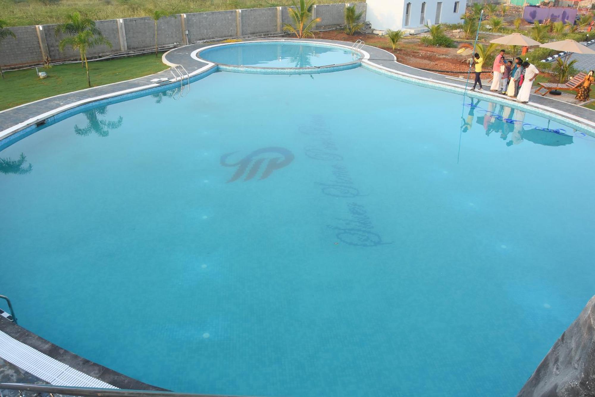 Silver Stone Park Resort, Kovilpatti Exterior photo